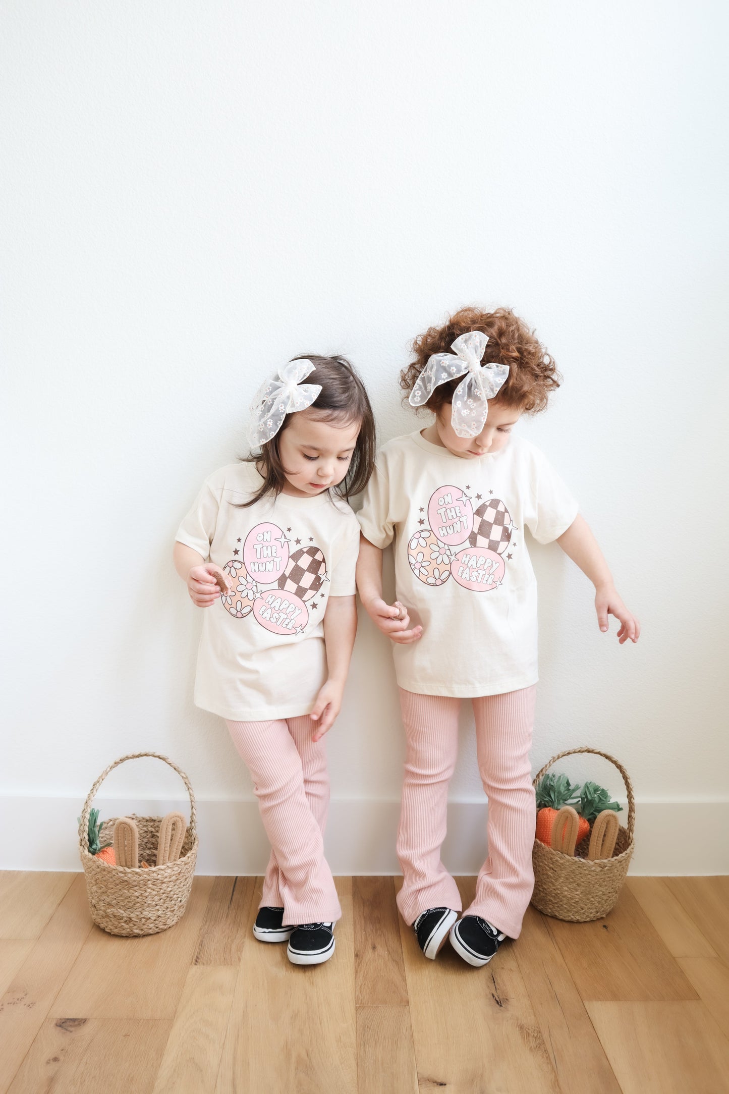 On the Hunt-Holiday Graphic Tee