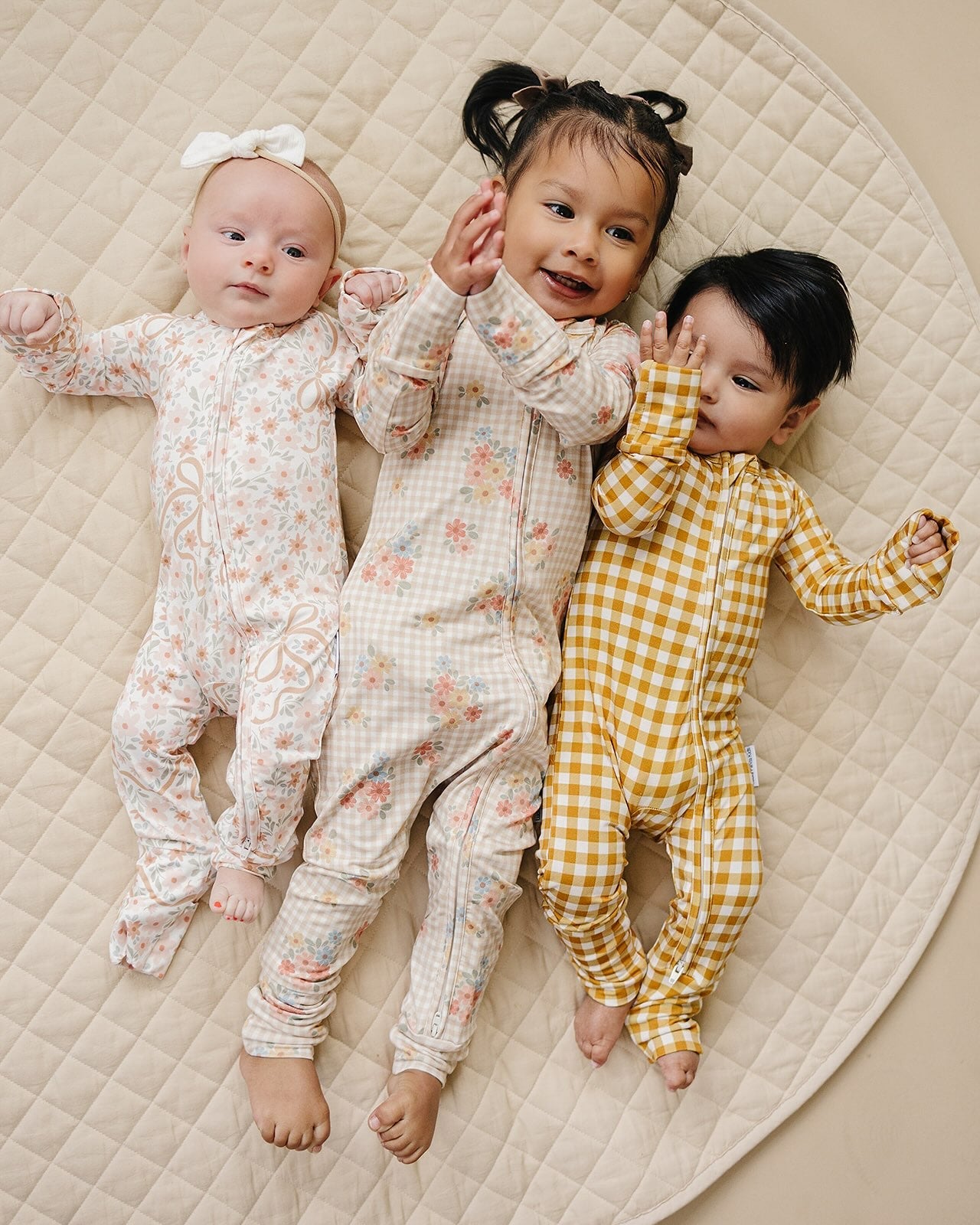 Bamboo Zip Romper | Cozy Daisy
