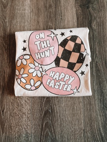 On the Hunt-Holiday Graphic Tee